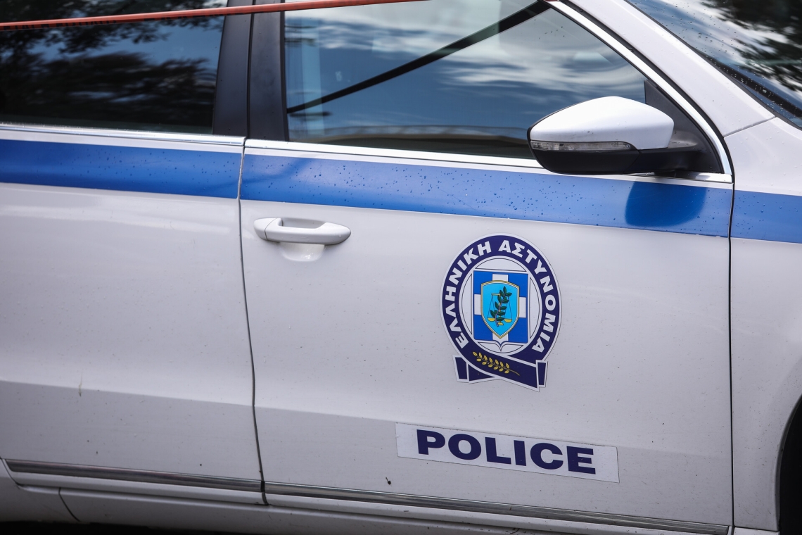 Χαλκίδα | Συνελήφθη 27χρονος για κλοπή 1.710 κιλών λαδιού από μεζεδοπωλείο 